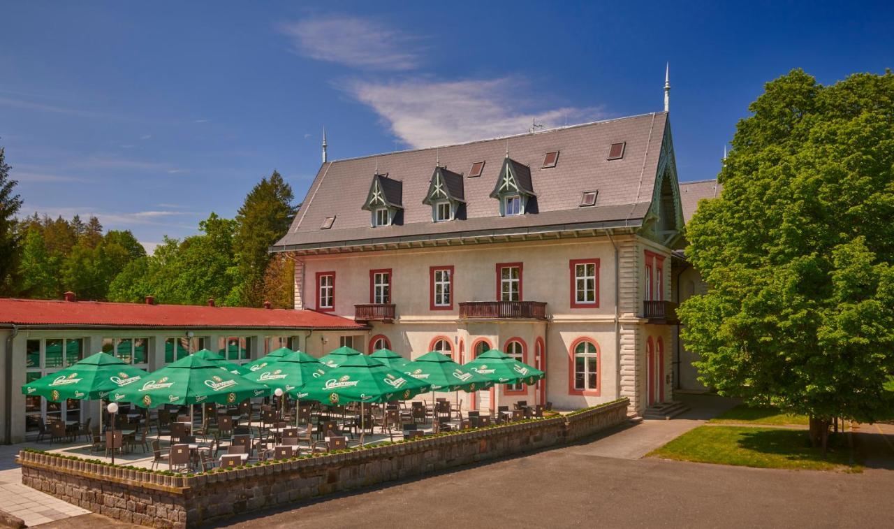Hotel Mezni Louka Грженско Екстер'єр фото